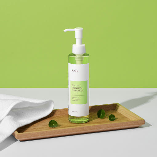 Iunik Centella Green Fresh Cleansing Oil 200ml - Korean