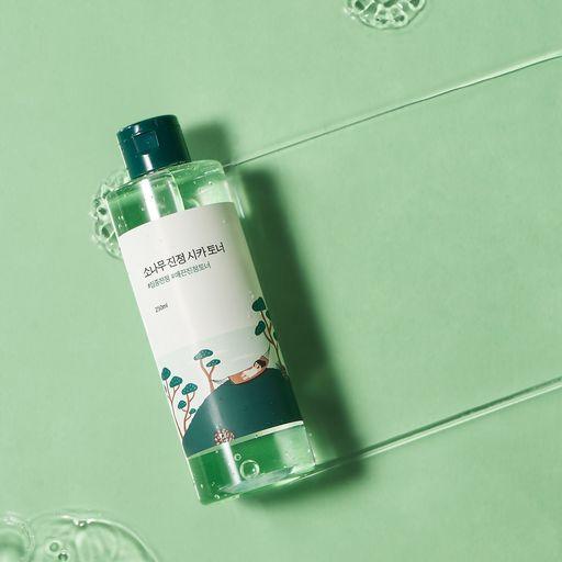 Round Lab Pine Calming Cica Toner 250ml - Korean